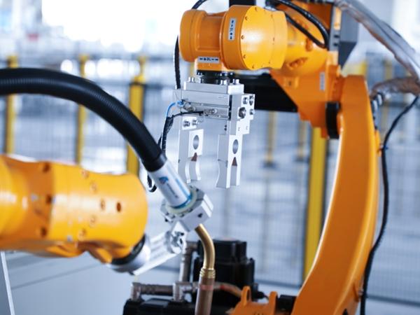 Classification and characteristics of welding robots